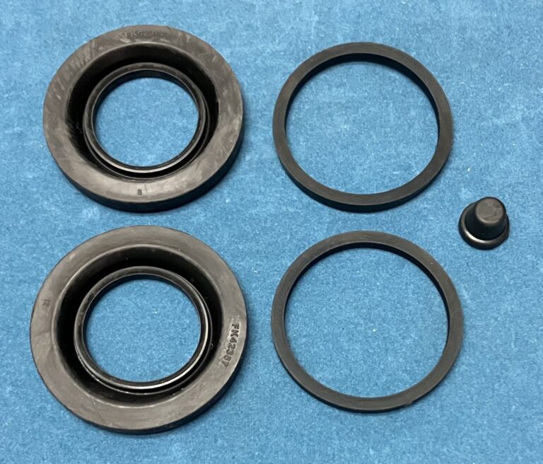 240用リアブレーキキャリパーシールキット CSK2604