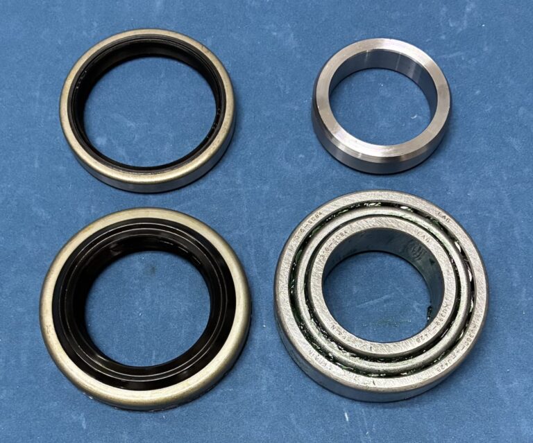 240用リアハブベアリングキット HBK3872